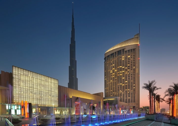Dubai-Mall-and-Burj-Khalifa